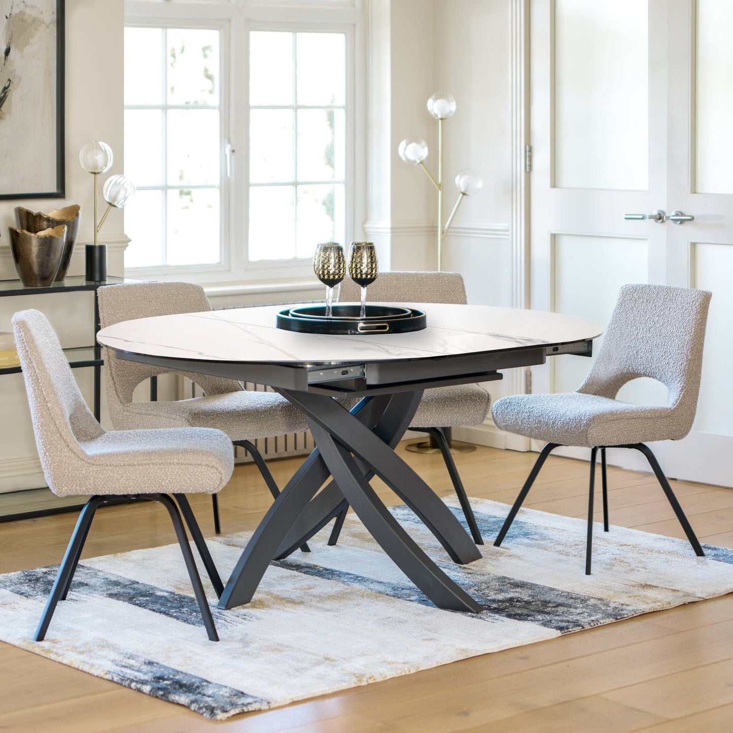 Latina - Extending Round Dining Table