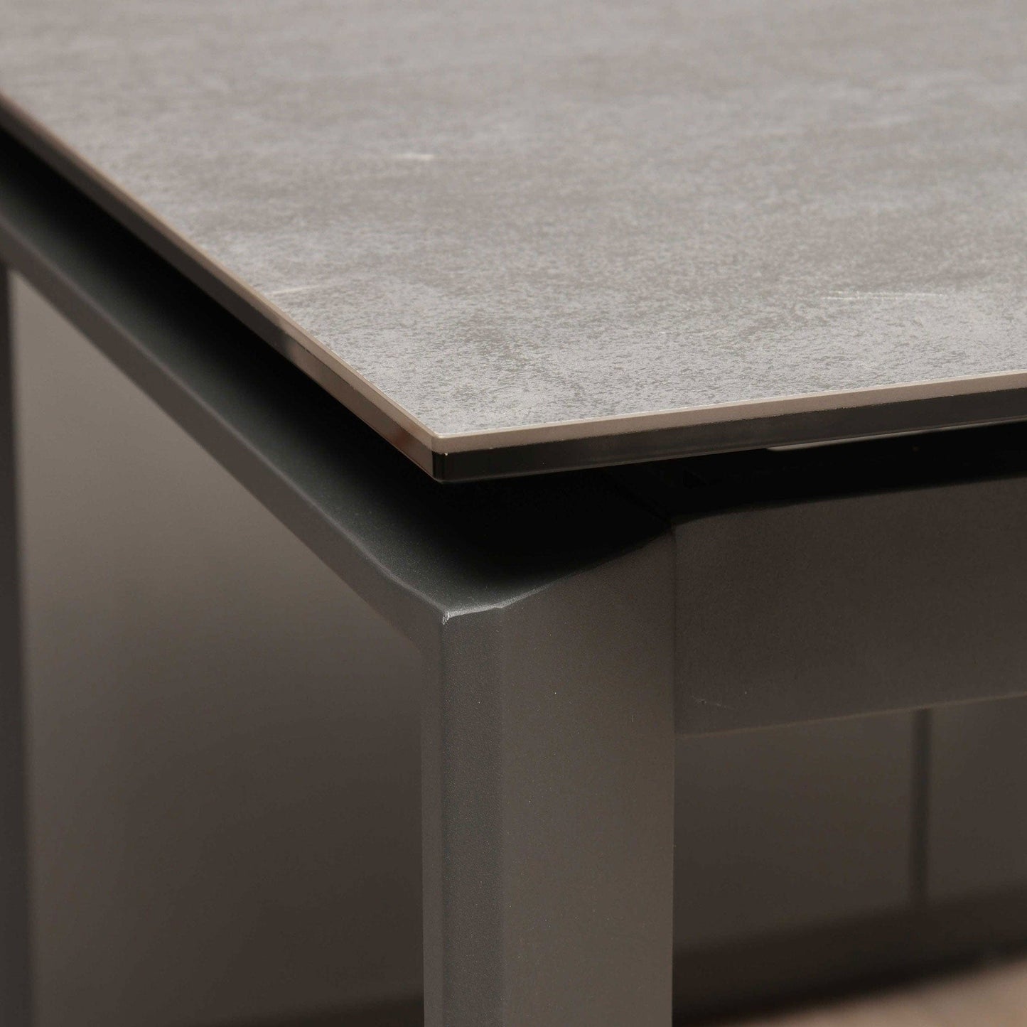 Tarranto - Extending Dining Table