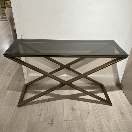 Niro - Console Table - Item As Pictured